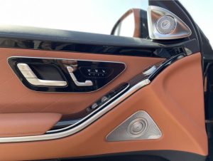 1701859216428-0c7fdc1d-474c-42ba-9948-2eb0093ae3e0_13