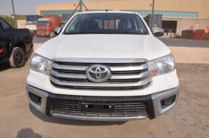 HILUX DC 2.7L 4X2(SUPER WHITE 2 INSIDE MAROON)23YM_page-0001