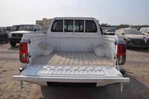 HILUX DC 2.7L 4X2(SUPER WHITE 2 INSIDE MAROON)23YM_page-0005
