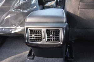 HILUX DC ADV 4.0(ATTI BLACK MC INSIDE MLM BLACK)23YM_page-0018