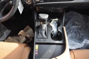 LEXUS ES350 FULL(SONIC QUARTZ(WHITE) INSIDE HAZEL WOOD BROWN)23YM_page-0014