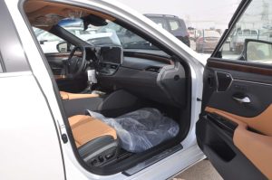 LEXUS ES350 FULL(SONIC QUARTZ(WHITE) INSIDE HAZEL WOOD BROWN)23YM_page-0024