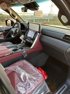 Lexus _page-0009
