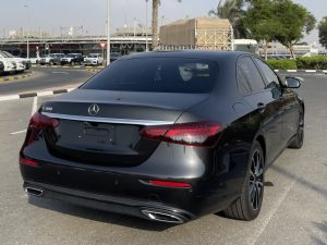 Pending-Mercedes Benz E 300 2021 {67000 KM}-06