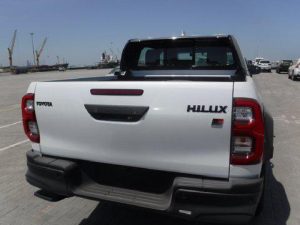 Pendinng-TOY.Hilux 4.0L GR-S 2024-04