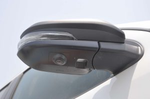 TOY HILUX DC ADV 4.0L(WHITE PEARL MS INSIDE MLM BLACK)23YM_page-0009