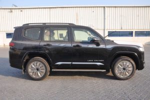 TOY LC 3.3L GXR HI AT(ATT BLACK MC INSIDE NEUTRAL BEIGE) 23YM_page-0002