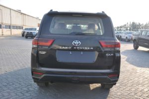 TOY LC 3.3L GXR HI AT(ATT BLACK MC INSIDE NEUTRAL BEIGE) 23YM_page-0004