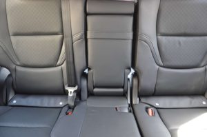 TOY LC 3.3L VX HI(ATTITUDE BLACK MC INSIDE BLACK) 23YM_page-0022