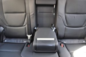 TOY LC 3.3L VX HI(ATTITUDE BLACK MC INSIDE BLACK) 23YM_page-0023