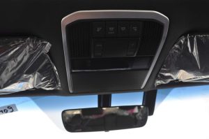 TOY LC 3.3L VX HI(GRAY ME INSIDE BLACK)23YM_page-0011