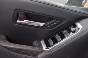 TOY LC 3.3L VX HI(GRAY ME INSIDE BLACK)23YM_page-0014